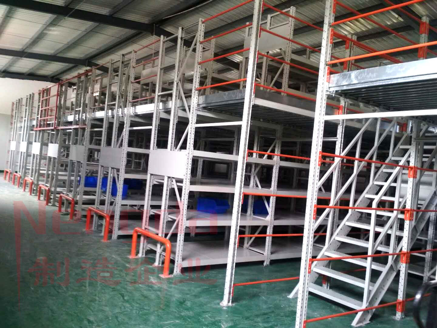 閣樓式貨架（jià）