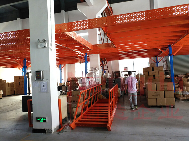 閣樓鋼構平台（tái）