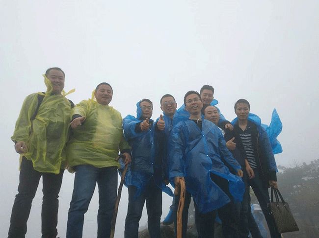 公司團建（jiàn）活動